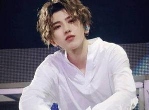 娱乐圈吃瓜白鹿蔡徐坤,白鹿与蔡徐坤的瓜田奇遇 第1张 娱乐圈吃瓜白鹿蔡徐坤,白鹿与蔡徐坤的瓜田奇遇 第1张